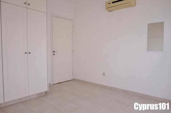 Image No.25-2 Bed Apartment for sale