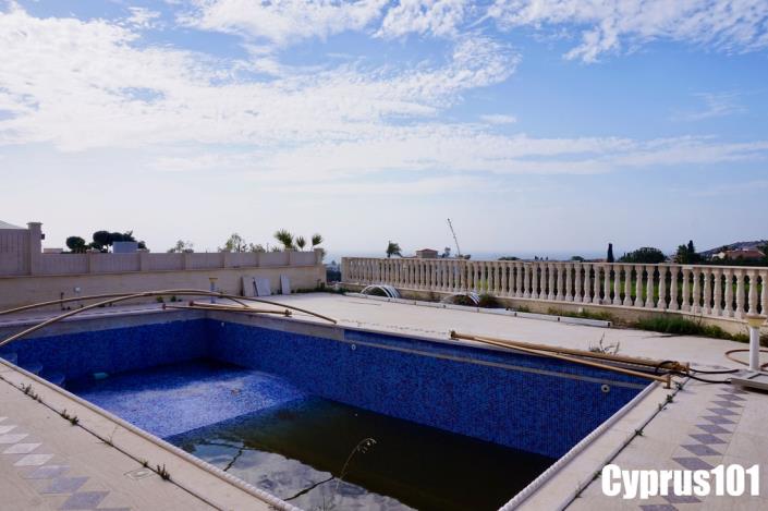 Image No.9-3 Bed Villa / Detached for sale