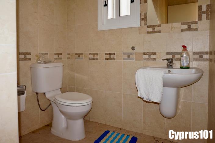 Image No.13-3 Bed Villa / Detached for sale