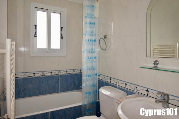 Image No.33-3 Bed Villa / Detached for sale