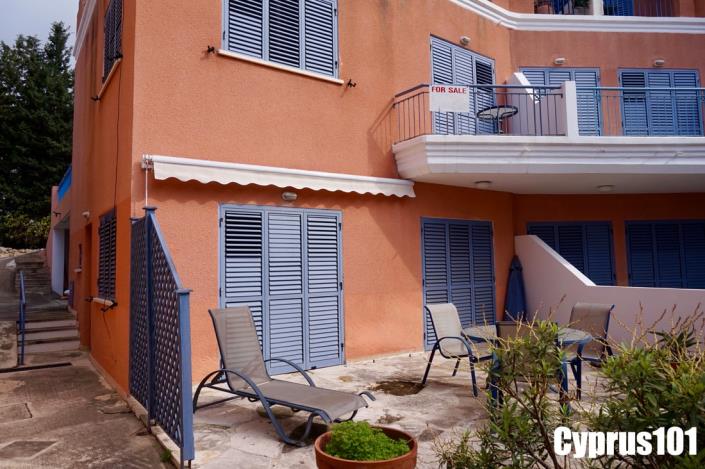 Image No.2-2 Bed Semi-Detached for sale