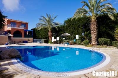 4-chloraka-semi-detached-townhouse-mls-1363