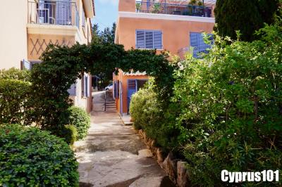 3-chloraka-semi-detached-townhouse-mls-1363