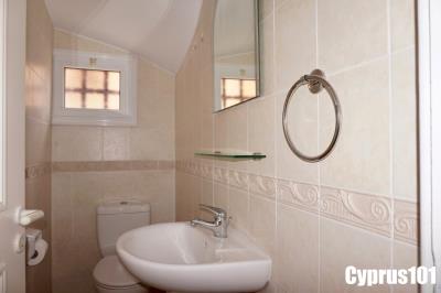 12-chloraka-semi-detached-townhouse-mls-1363