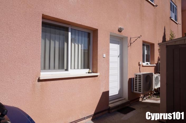 Image No.10-3 Bed Semi-Detached for sale