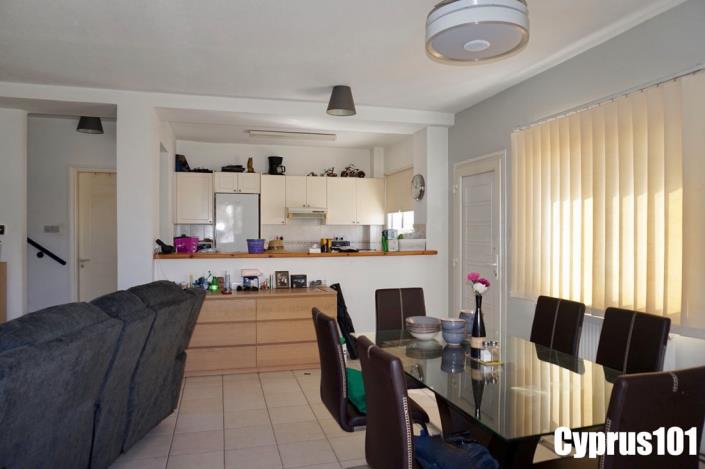 Image No.12-3 Bed Semi-Detached for sale