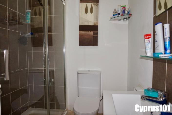 Image No.19-3 Bed Semi-Detached for sale