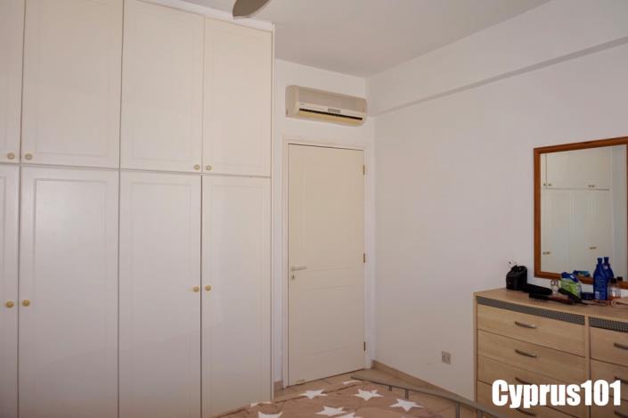 Image No.22-3 Bed Semi-Detached for sale