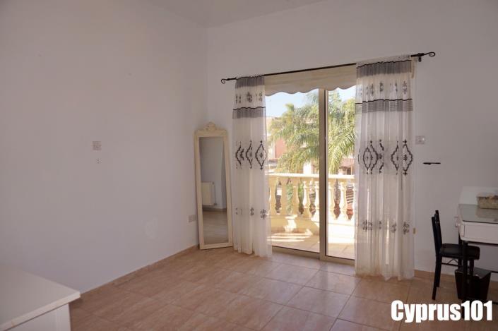 Image No.23-Villa / Détaché de 3 chambres à vendre à Mandria