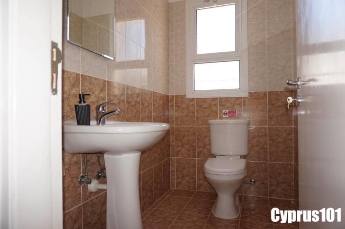 Image No.25-3 Bed Villa / Detached for sale