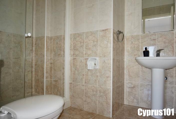 Image No.29-3 Bed Villa / Detached for sale