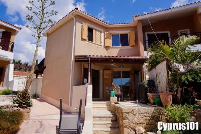 12-Paphos-3-bed-semi-detached-townhouse-Property-1372