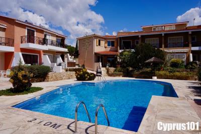 11-Paphos-3-bed-semi-detached-townhouse-Property-1372
