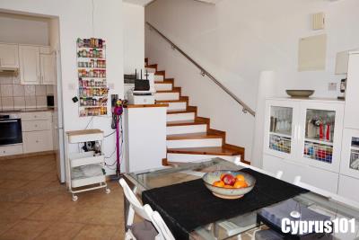 14-Paphos-3-bed-semi-detached-townhouse-Property-1372