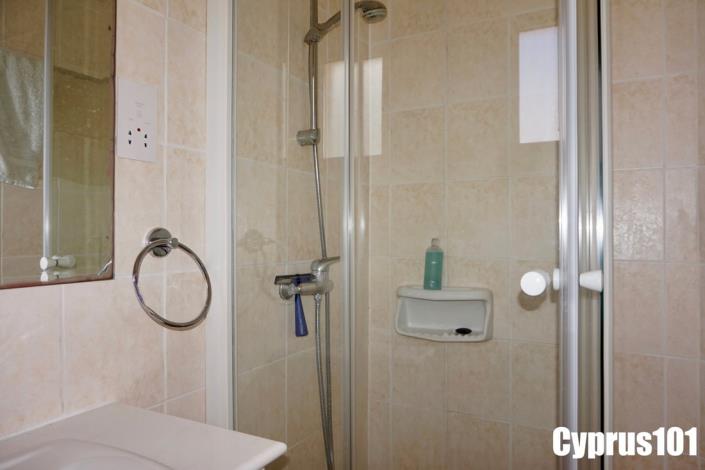 Image No.20-3 Bed Semi-Detached for sale