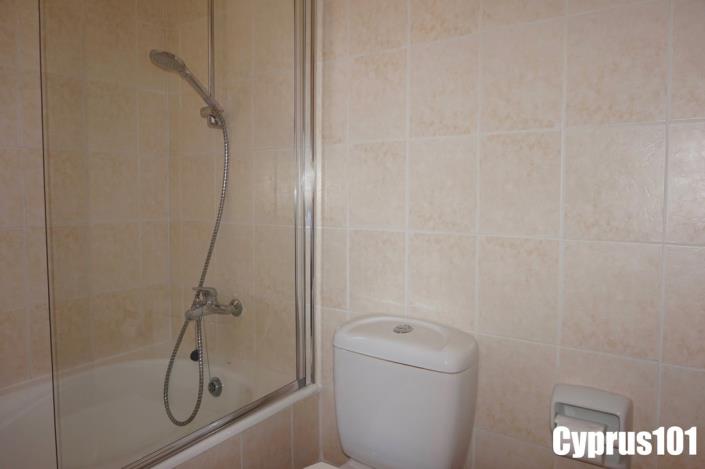 Image No.28-3 Bed Semi-Detached for sale