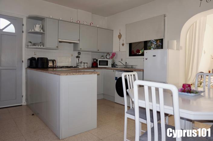 Image No.11-2 Bed Apartment for sale