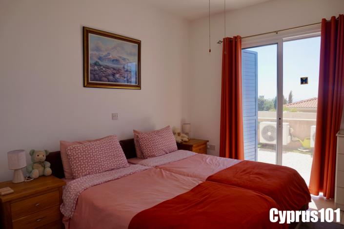 Image No.25-2 Bed Apartment for sale