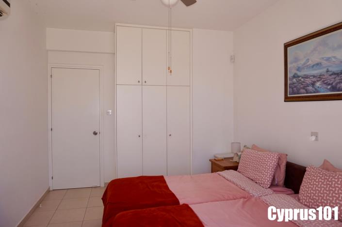 Image No.26-2 Bed Apartment for sale