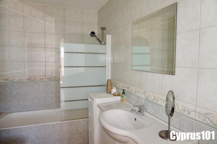 Image No.27-2 Bed Apartment for sale