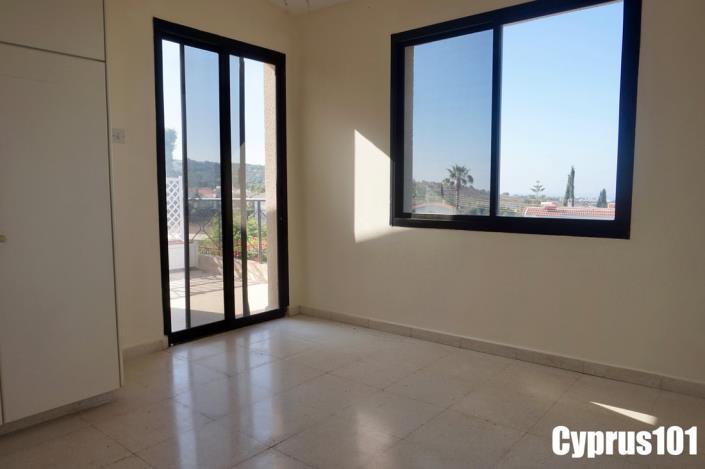 Image No.26-3 Bed Semi-Detached for sale
