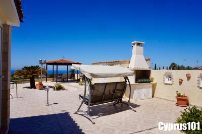 5-Peyia-bungalow-with-roof-terrace-in-popular-village-PROPERTY-1386
