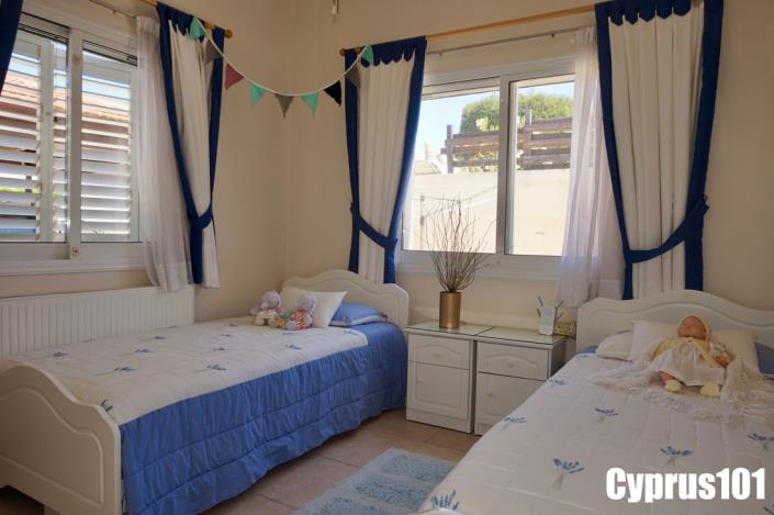 Image No.38-3 Bed Bungalow for sale