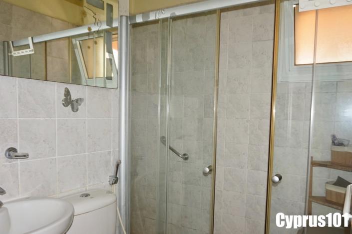 Image No.20-2 Bed Apartment for sale