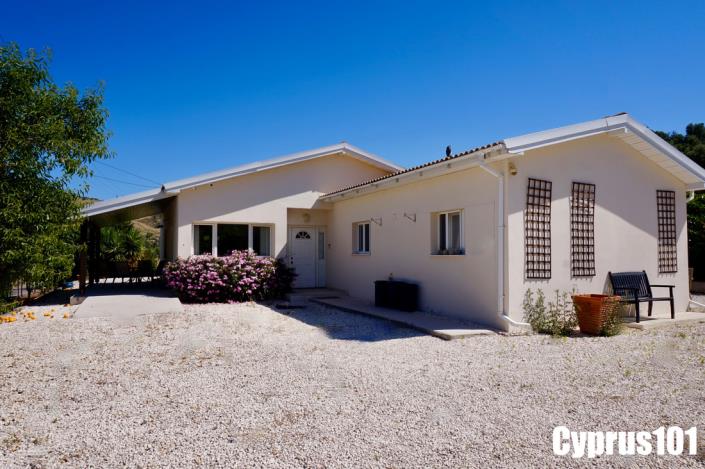 Image No.3-Bungalow de 3 chambres à vendre à Choletria