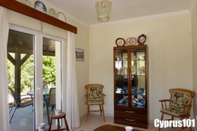 6-Mamonia-3-bed-bungalow-Property-1384
