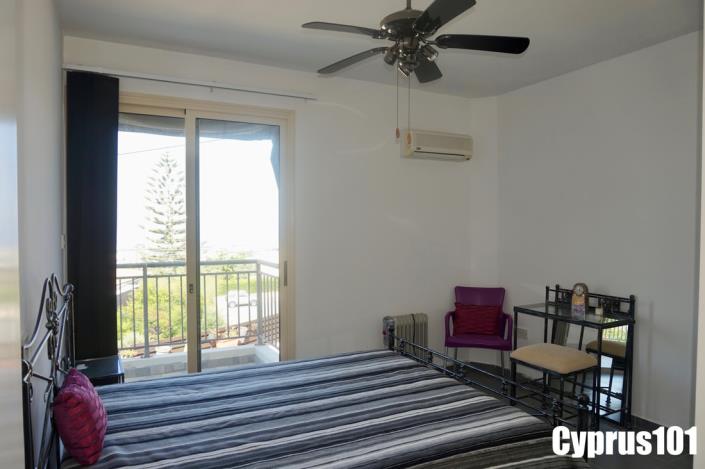 Image No.20-3 Bed Villa for sale