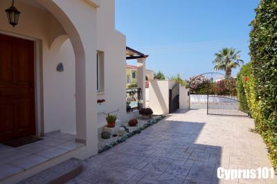 4-peyia-3-bed-detached-villa-Property-1388-