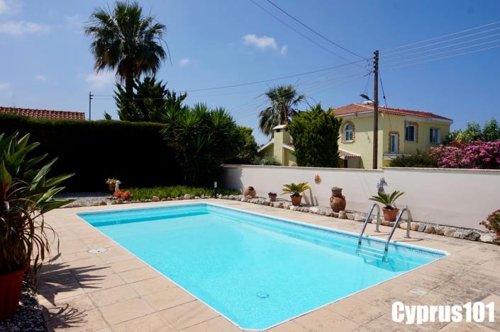 Image No.6-3 Bed Villa / Detached for sale