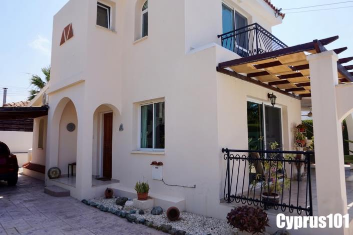 Image No.10-3 Bed Villa / Detached for sale