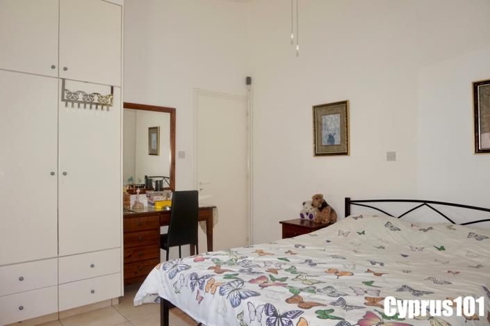 Image No.23-3 Bed Villa / Detached for sale
