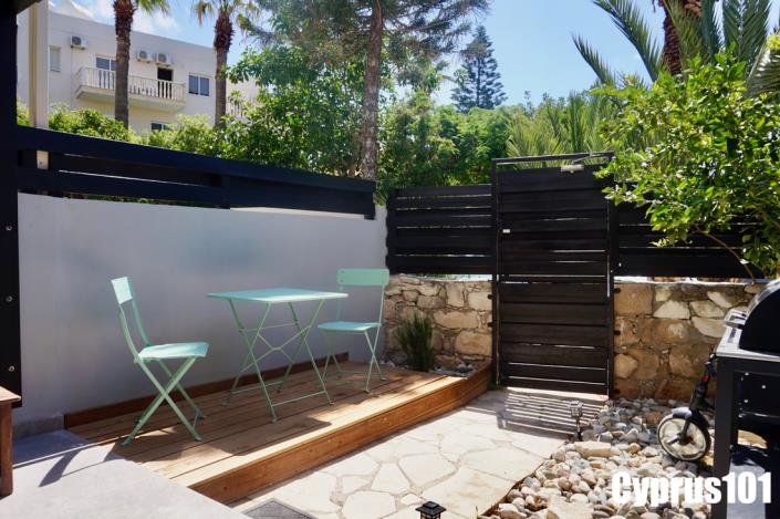 Image No.7-2 Bed Townhouse for sale