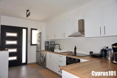 11-Kato-Paphos-2-bed-townhouse-tomb-of-the-kings-Property-1391