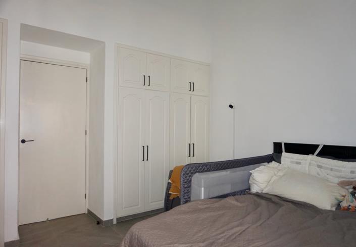 Image No.19-2 Bed Townhouse for sale