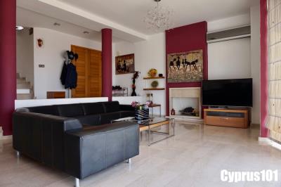 8-Peyia-villa-with-panoramic-coastal-mountain-views-Property-1164
