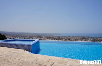 12-Peyia-villa-with-panoramic-coastal-mountain-views-Property-1164