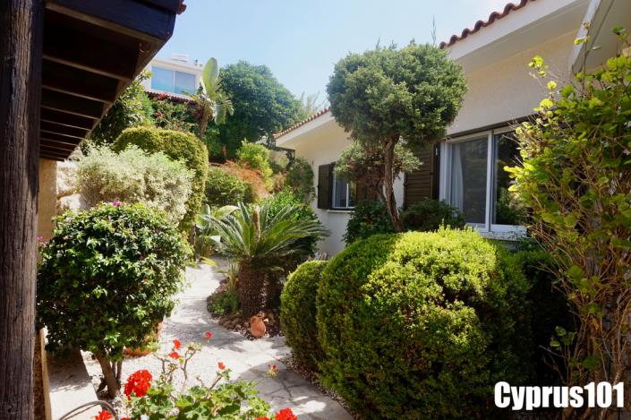 Image No.13-4 Bed Bungalow for sale