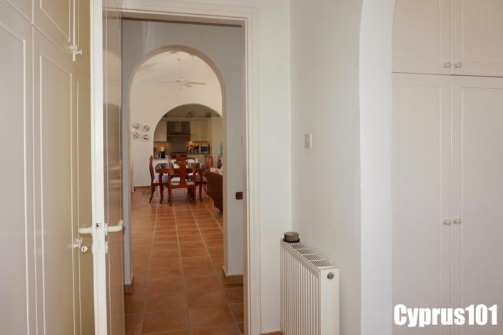 Image No.23-4 Bed Bungalow for sale