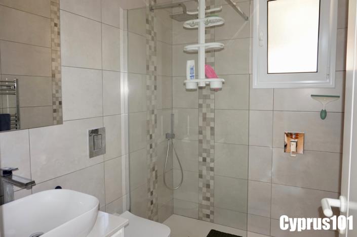 Image No.30-4 Bed Bungalow for sale