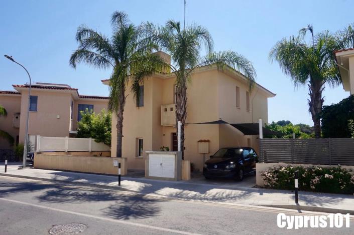 Image No.5-3 Bed Villa / Detached for sale