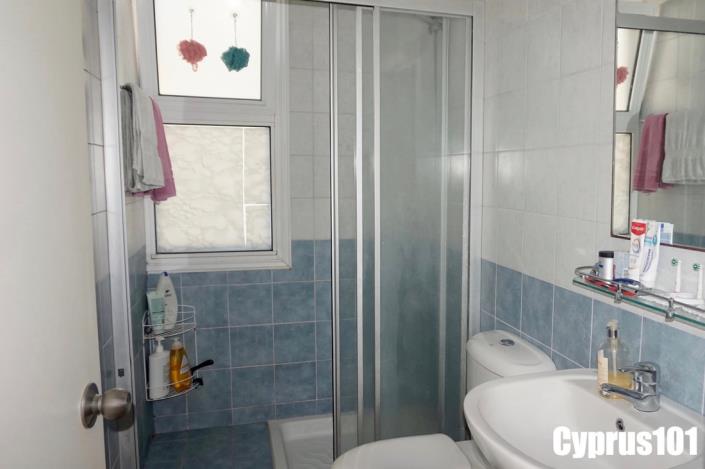 Image No.17-3 Bed Villa / Detached for sale
