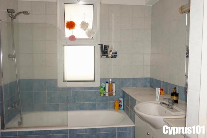 Image No.24-3 Bed Villa / Detached for sale