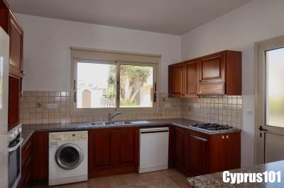 15-mandria-3-bedroom-family-home-with-pool-Property-1398