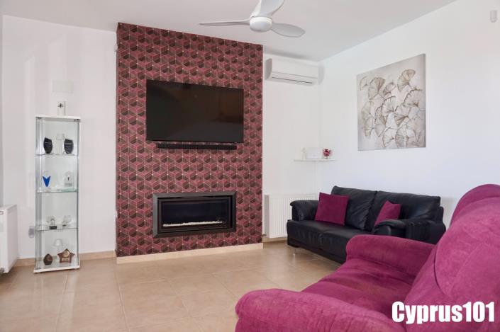 Image No.16-3 Bed Villa / Detached for sale