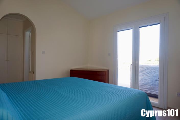 Image No.22-3 Bed Villa / Detached for sale