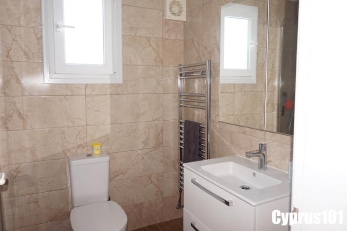 Image No.24-3 Bed Villa / Detached for sale